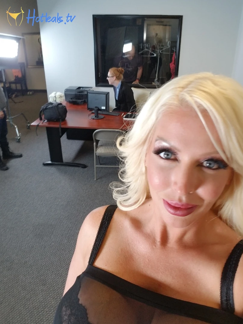 Alura Jenson [ alurajenson2011 ] Onlyfans leaked photo 13717325 on Hotleaks.tv