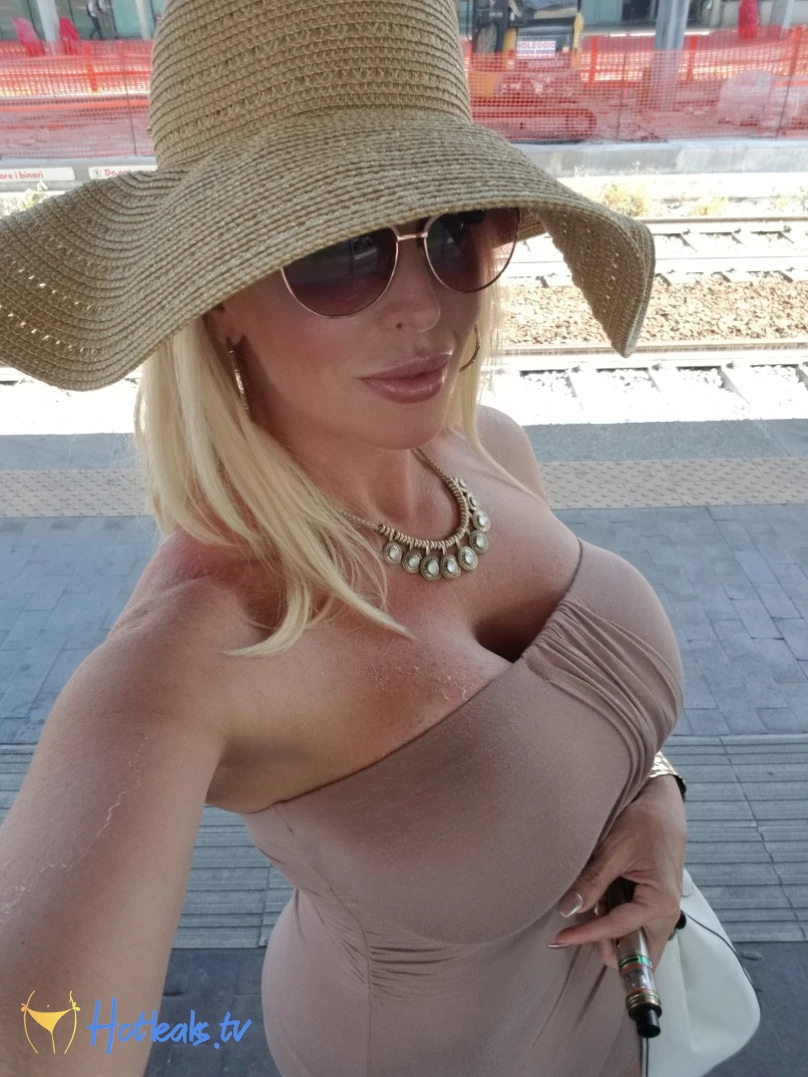 Alura Jenson [ alurajenson2011 ] Onlyfans leaked photo 14166956 on Hotleaks.tv