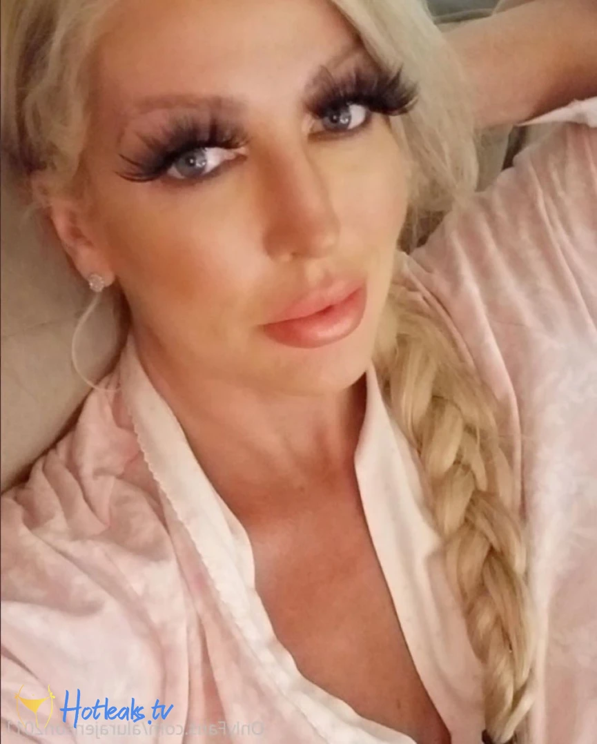 Alura Jenson [ alurajenson2011 ] Onlyfans leaked photo 16383556 on Hotleaks.tv