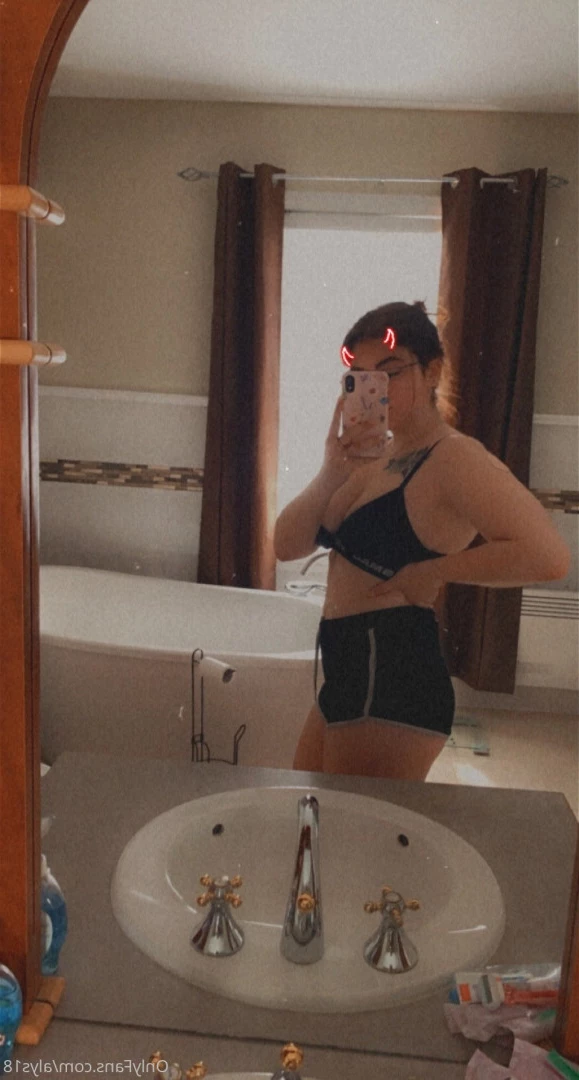 Alyson🥀 [ alys18 ] Onlyfans leaked photo 7652805 on Hotleaks.tv