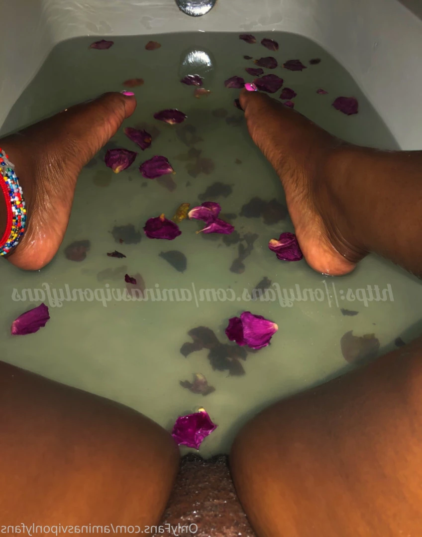 𝘈𝘮𝘪𝘯𝘢 ❤︎ 𝗩𝗜𝗗𝗘𝗢𝗖𝗔𝗟𝗟𝗦 &amp; 𝗖𝗨𝗦𝗧𝗢𝗠𝗦 😍 [ aminasviponlyfans ] Onlyfans leaked photo 15185480 on Hotleaks.tv