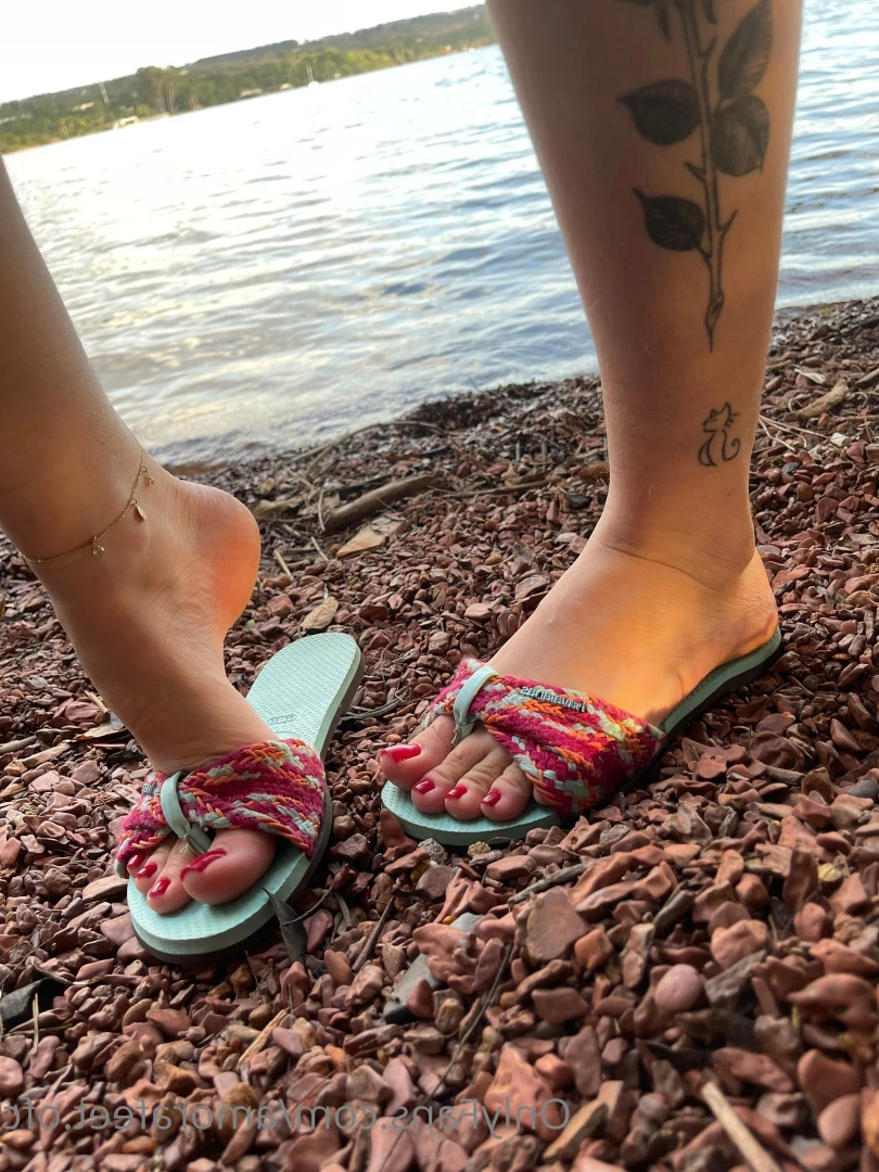 Pezinhos da Amora [ amorafeet.ofc ] Onlyfans leaked photo 7575227 on Hotleaks.tv