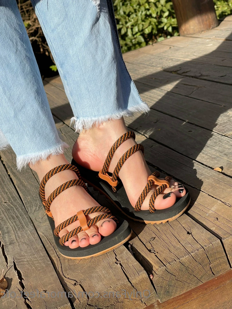 Pezinhos da Amora [ amorafeet.ofc ] Onlyfans leaked photo 7575417 on Hotleaks.tv