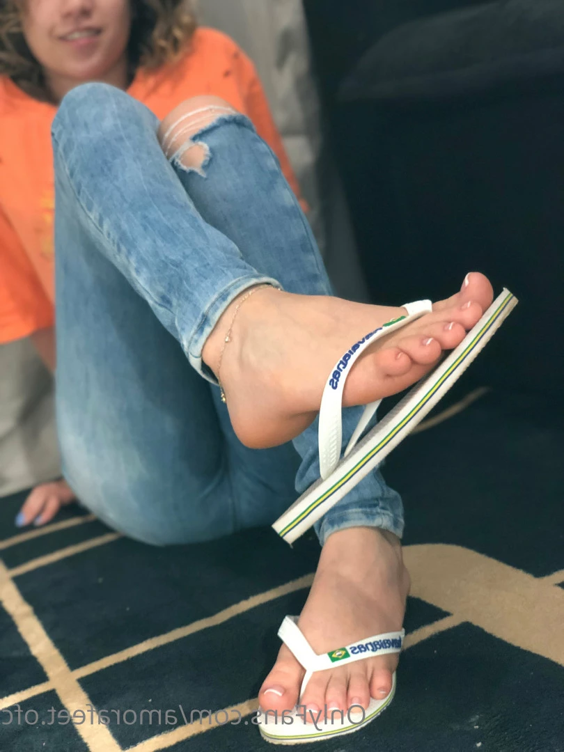 Pezinhos da Amora [ amorafeet.ofc ] Onlyfans leaked photo 7575423 on Hotleaks.tv