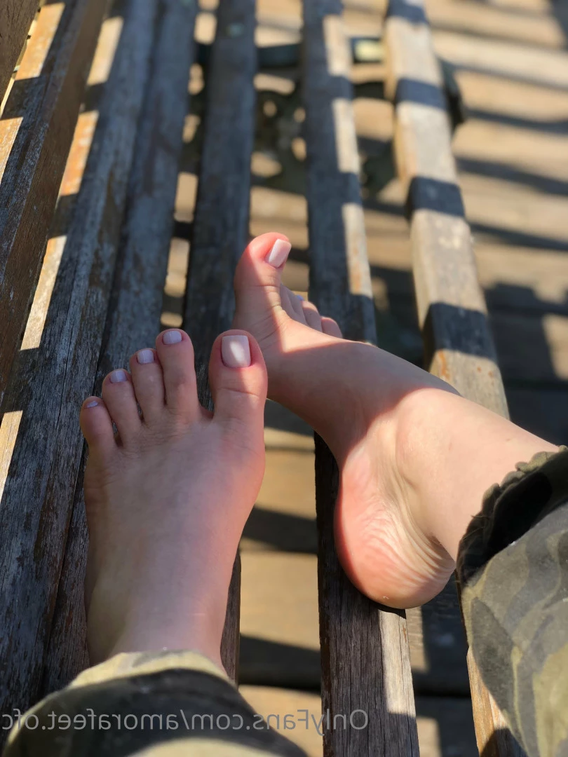 Pezinhos da Amora [ amorafeet.ofc ] Onlyfans leaked photo 7576611 on Hotleaks.tv
