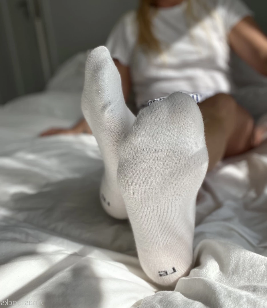Ana [ anas_socks ] Onlyfans leaked photo 7324744 on Hotleaks.tv