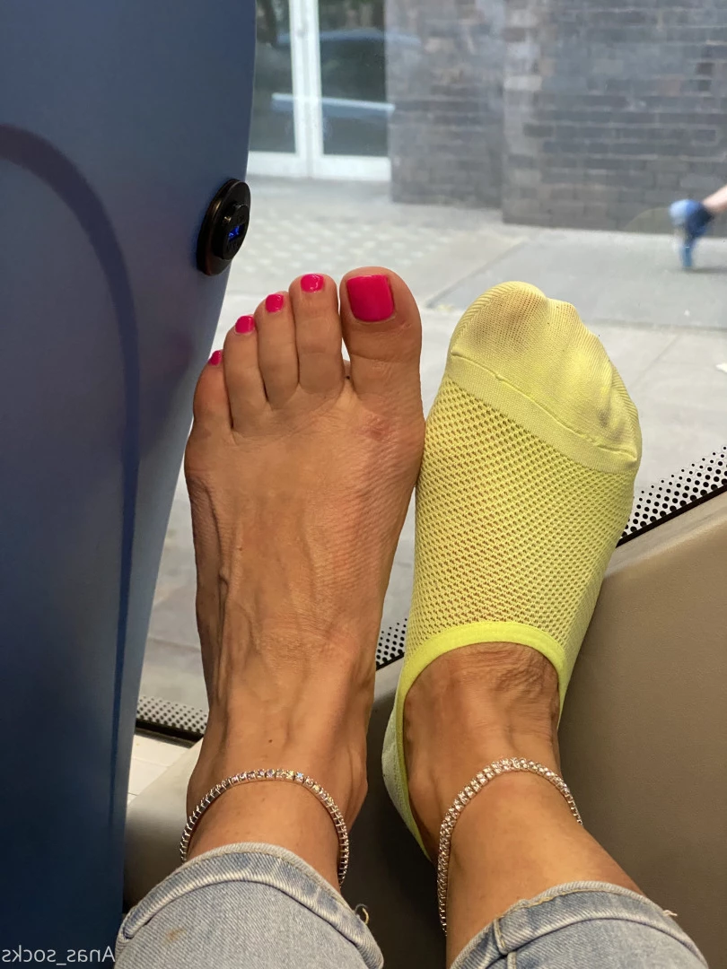 Ana [ anas_socks ] Onlyfans leaked photo 7325279 on Hotleaks.tv