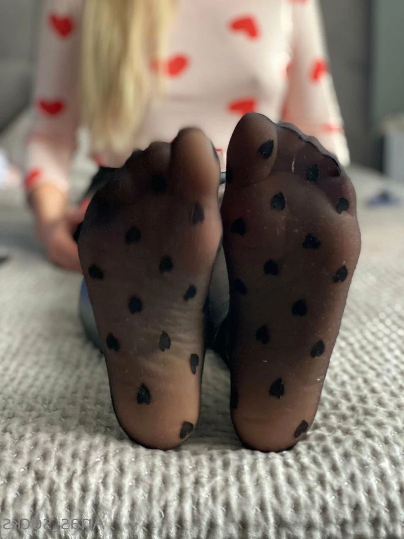 Ana [ anas_socks ] Onlyfans leaked photo 7327025 on Hotleaks.tv