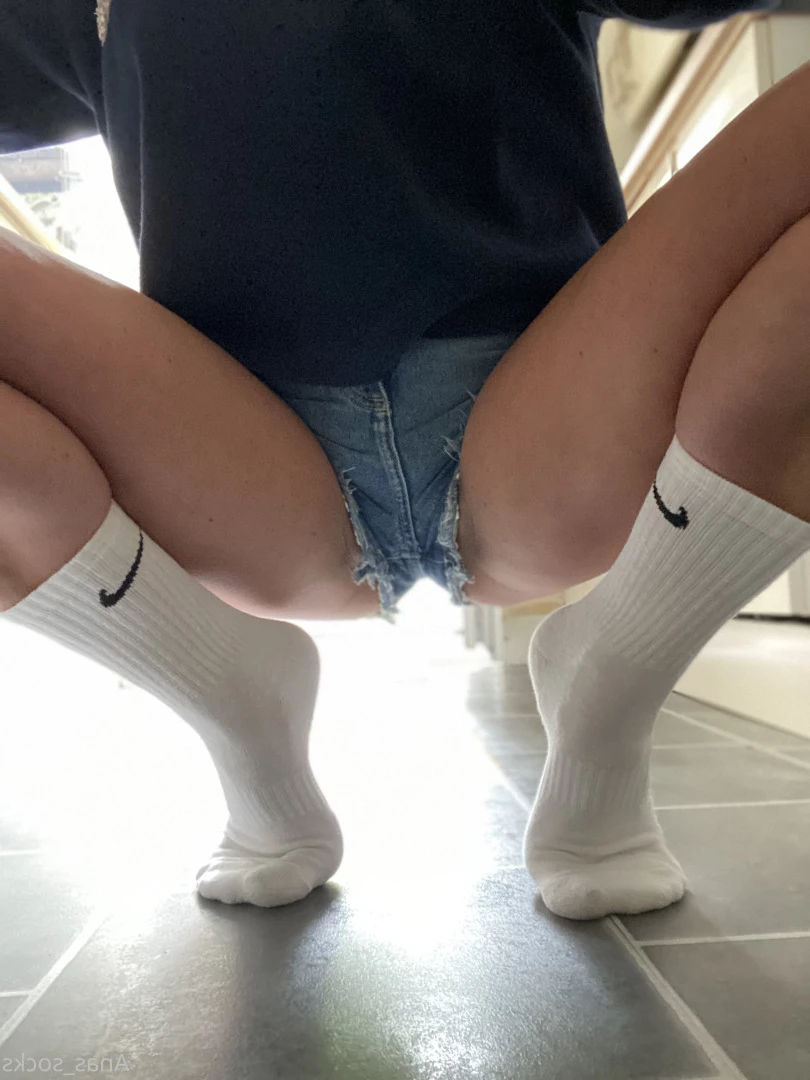 Ana [ anas_socks ] Onlyfans leaked photo 7327467 on Hotleaks.tv