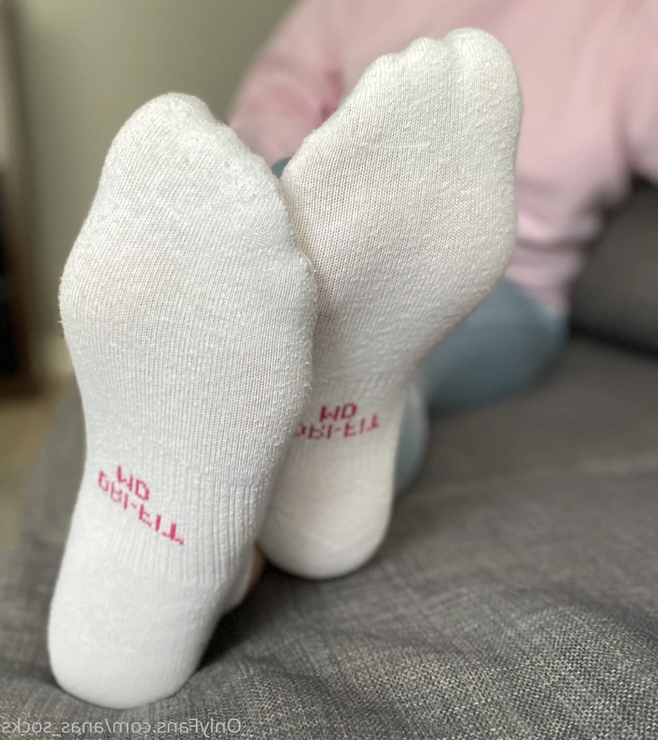 Ana [ anas_socks ] Onlyfans leaked photo 7327568 on Hotleaks.tv