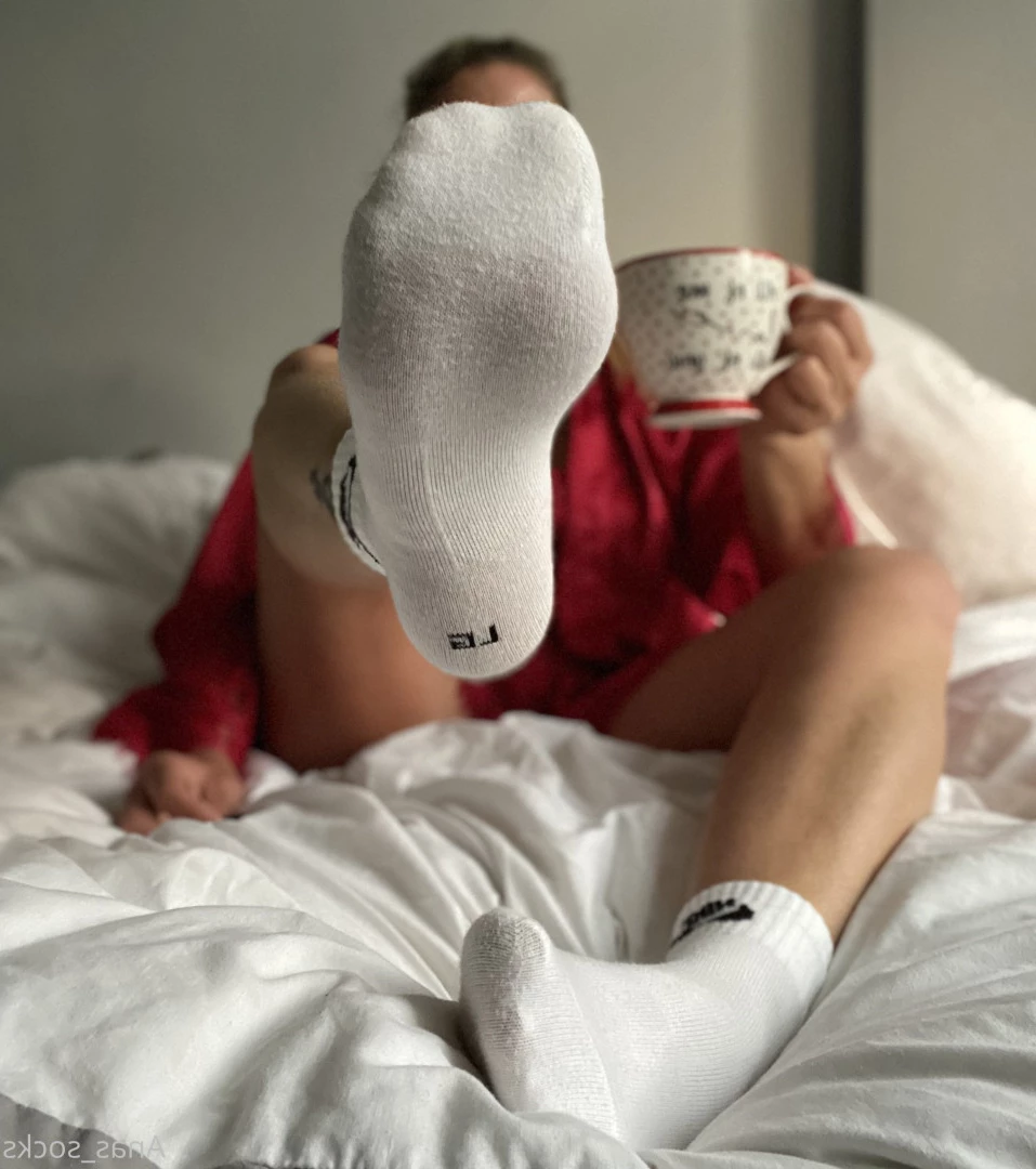 Ana [ anas_socks ] Onlyfans leaked photo 7328384 on Hotleaks.tv
