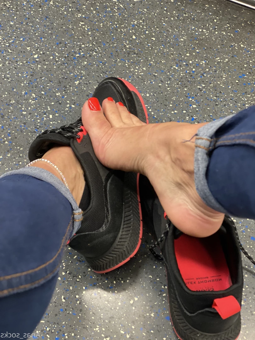 Ana [ anas_socks ] Onlyfans leaked photo 7329601 on Hotleaks.tv