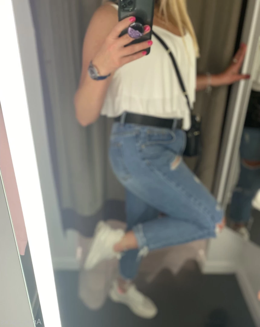 Ana [ anas_socks ] Onlyfans leaked photo 7330213 on Hotleaks.tv