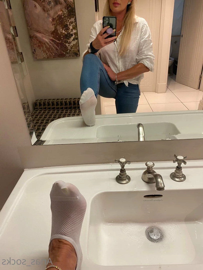 Ana [ anas_socks ] Onlyfans leaked photo 7330284 on Hotleaks.tv