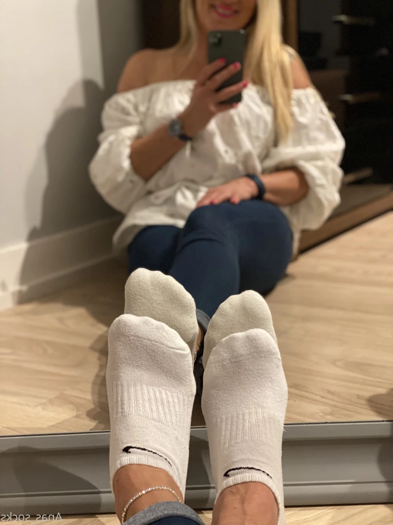 Ana [ anas_socks ] Onlyfans leaked photo 7332242 on Hotleaks.tv