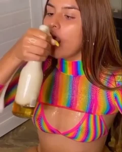 10553046