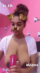 566774