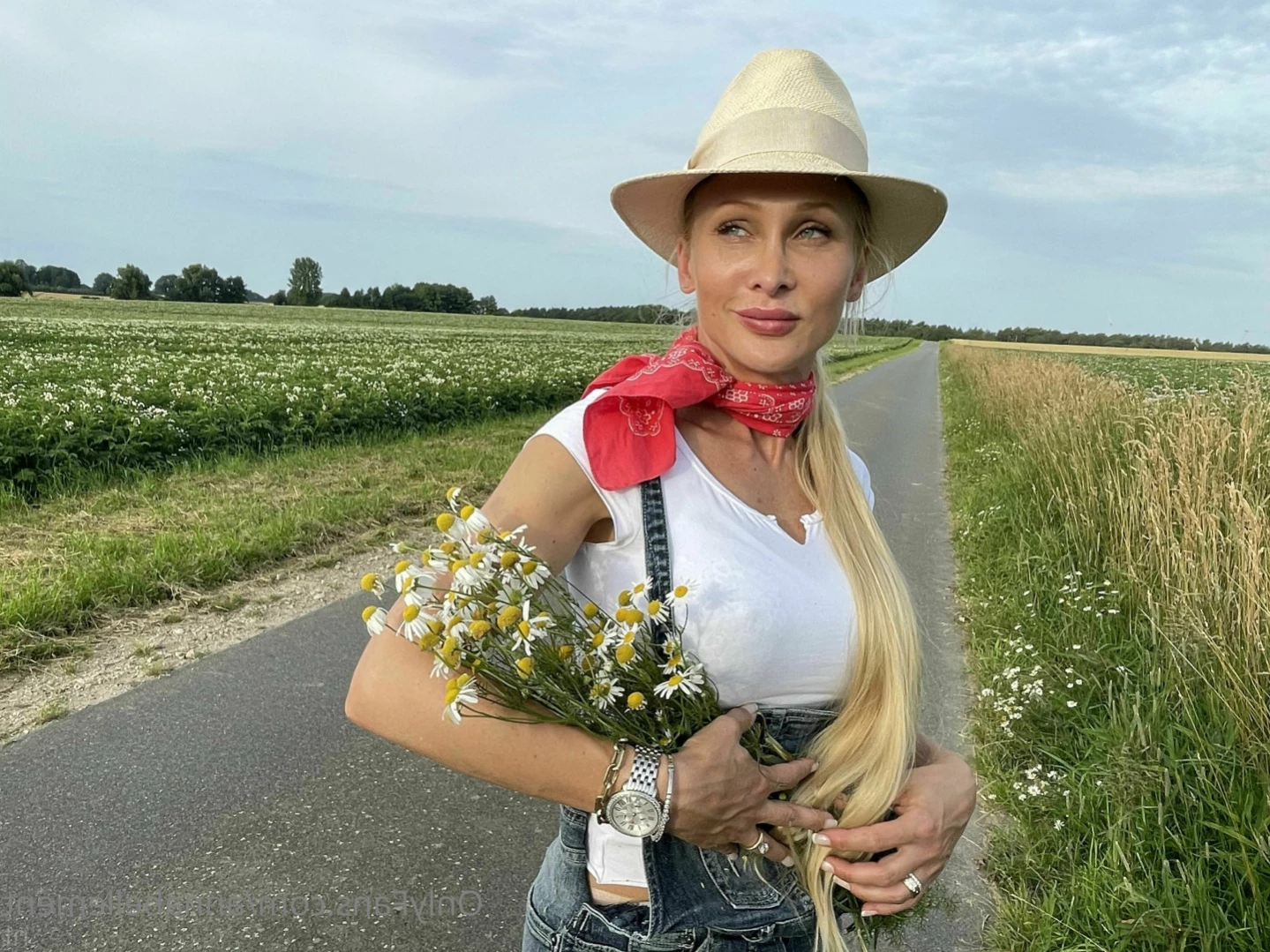 annabellement Onlyfans leaked photo 14484436 on Hotleaks.tv