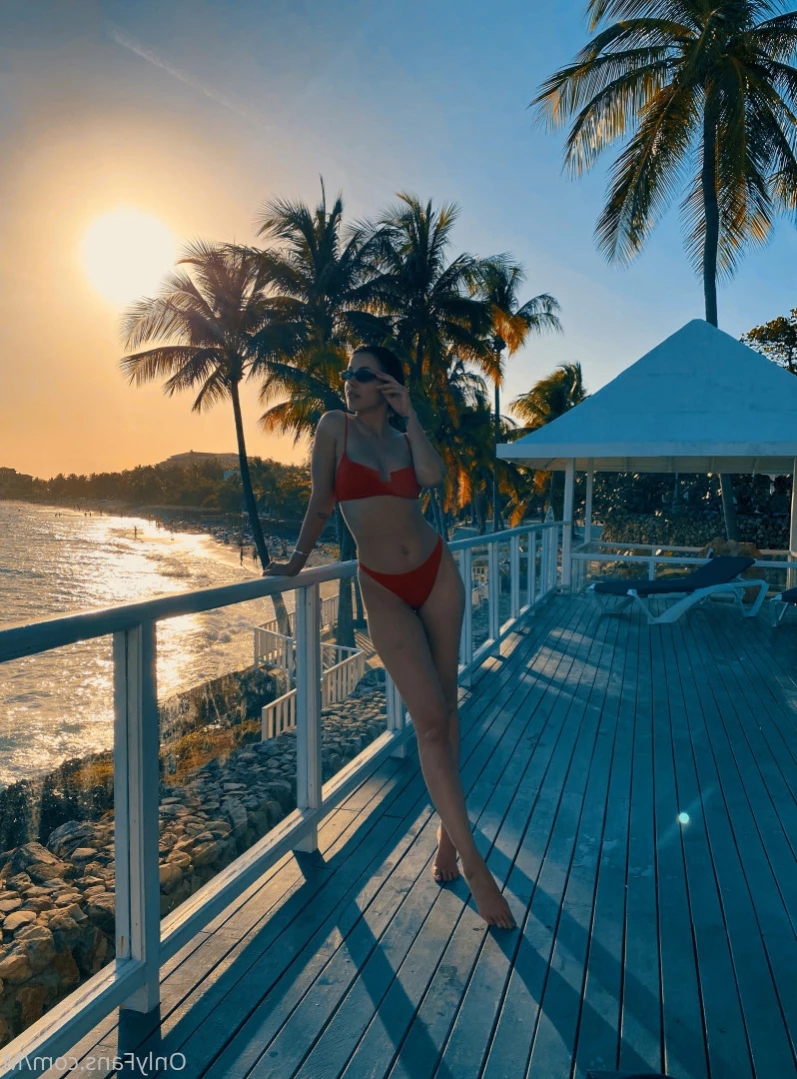 Island Girl [ anonymiss1 ] Onlyfans leaked photo 12737999 on Hotleaks.tv