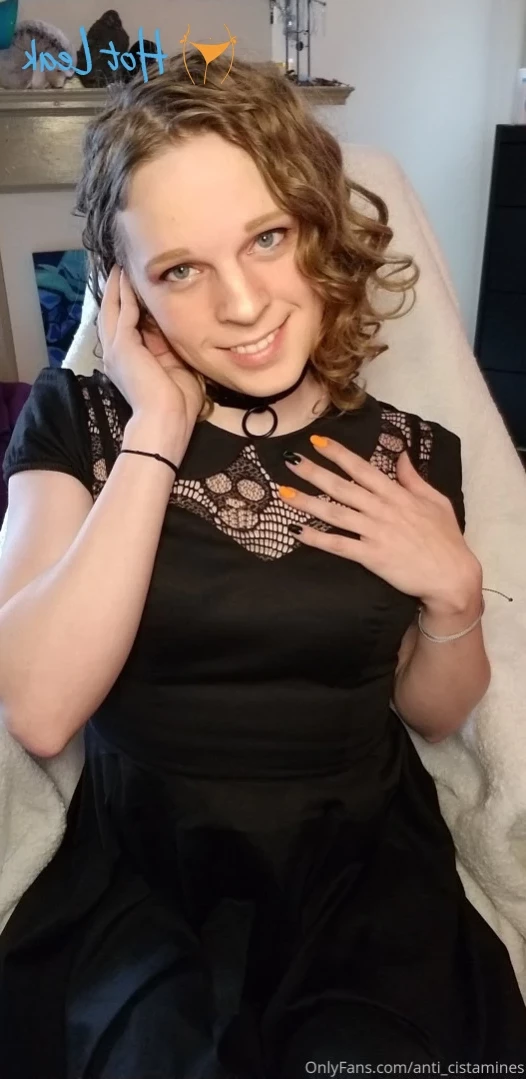 April [ anti_cistamines ] Onlyfans leaked photo 15387987 on Hotleaks.tv