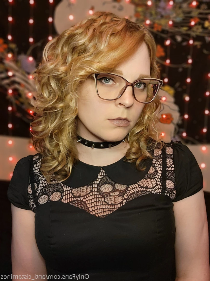 April [ anti_cistamines ] Onlyfans leaked photo 15388522 on Hotleaks.tv