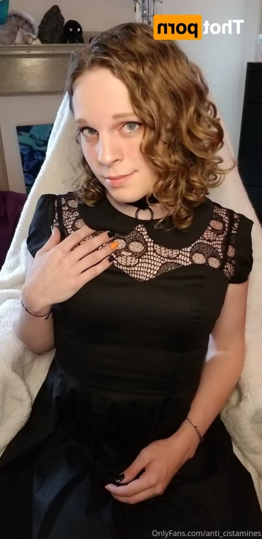 April [ anti_cistamines ] Onlyfans leaked photo 15395991 on Hotleaks.tv