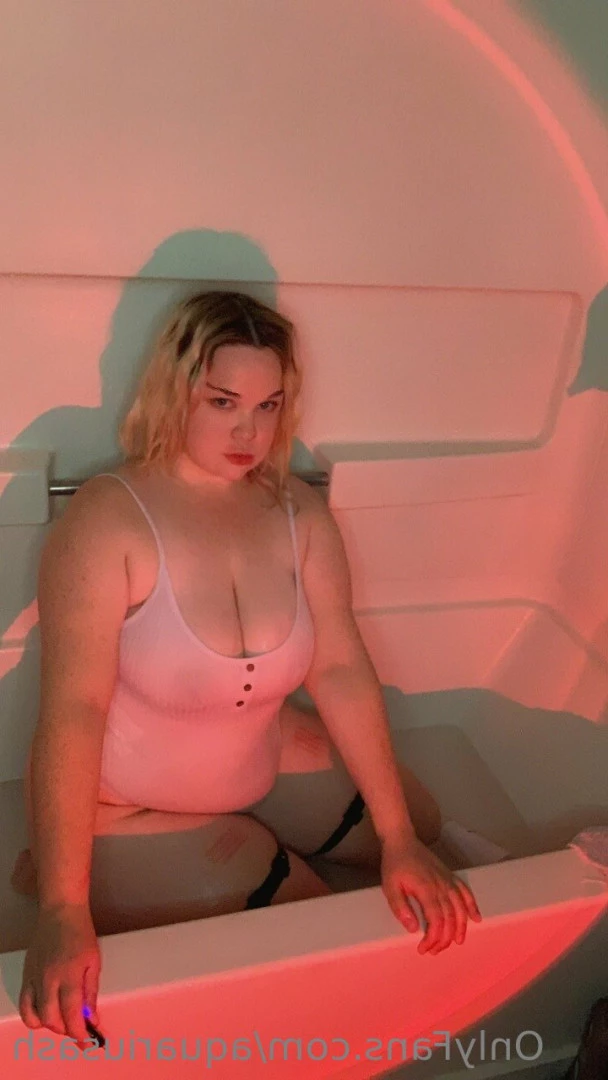 Ashley🦇 [ aquariusash ] Onlyfans leaked photo 6413440 on Hotleaks.tv