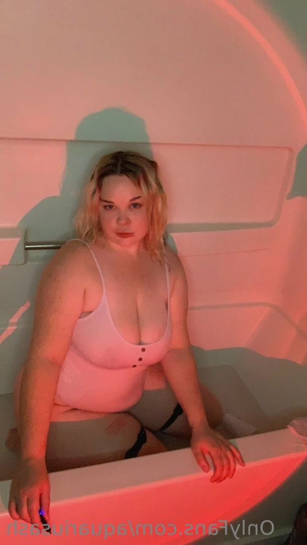 Ashley🦇 [ aquariusash ] Onlyfans leaked photo 6413718 on Hotleaks.tv