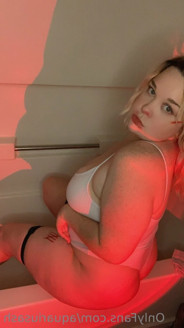 Ashley🦇 [ aquariusash ] Onlyfans leaked photo 6414299 on Hotleaks.tv