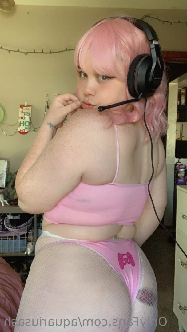 Ashley🦇 [ aquariusash ] Onlyfans leaked photo 6414318 on Hotleaks.tv