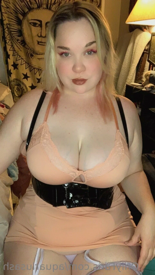 Ashley🦇 [ aquariusash ] Onlyfans leaked photo 6414545 on Hotleaks.tv