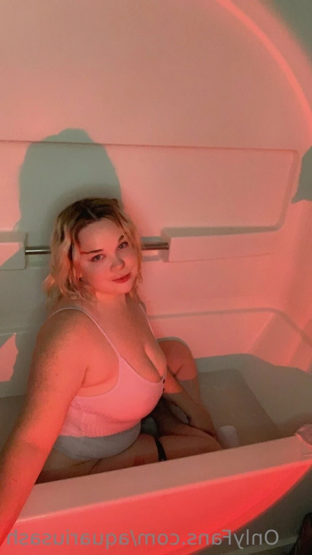 Ashley🦇 [ aquariusash ] Onlyfans leaked photo 6414584 on Hotleaks.tv