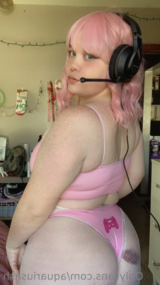Ashley🦇 [ aquariusash ] Onlyfans leaked photo 6414610 on Hotleaks.tv