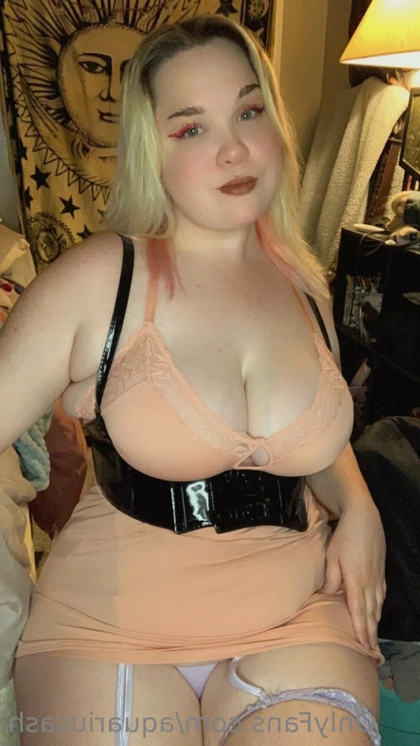 Ashley🦇 [ aquariusash ] Onlyfans leaked photo 6414745 on Hotleaks.tv
