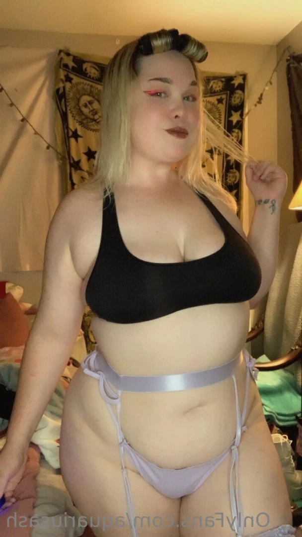Ashley🦇 [ aquariusash ] Onlyfans leaked photo 6414875 on Hotleaks.tv