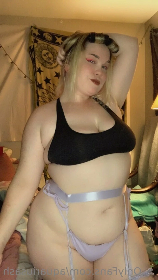 Ashley🦇 [ aquariusash ] Onlyfans leaked photo 6415026 on Hotleaks.tv