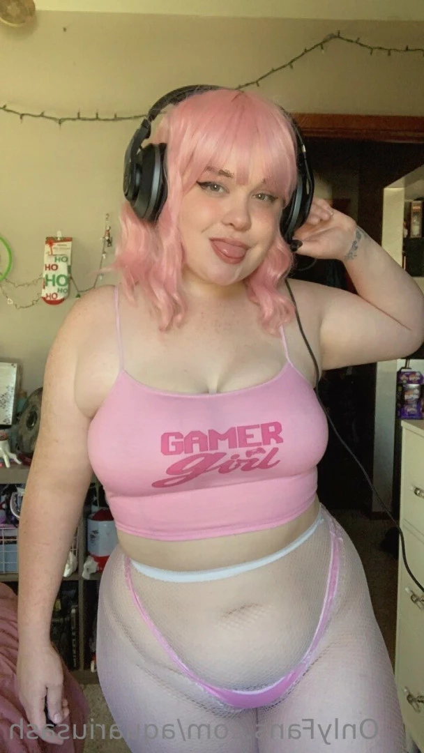 Ashley🦇 [ aquariusash ] Onlyfans leaked photo 6415232 on Hotleaks.tv