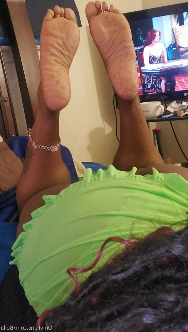 Bella [ arabellaseroticpoetry ] Onlyfans leaked photo 7717538 on Hotleaks.tv
