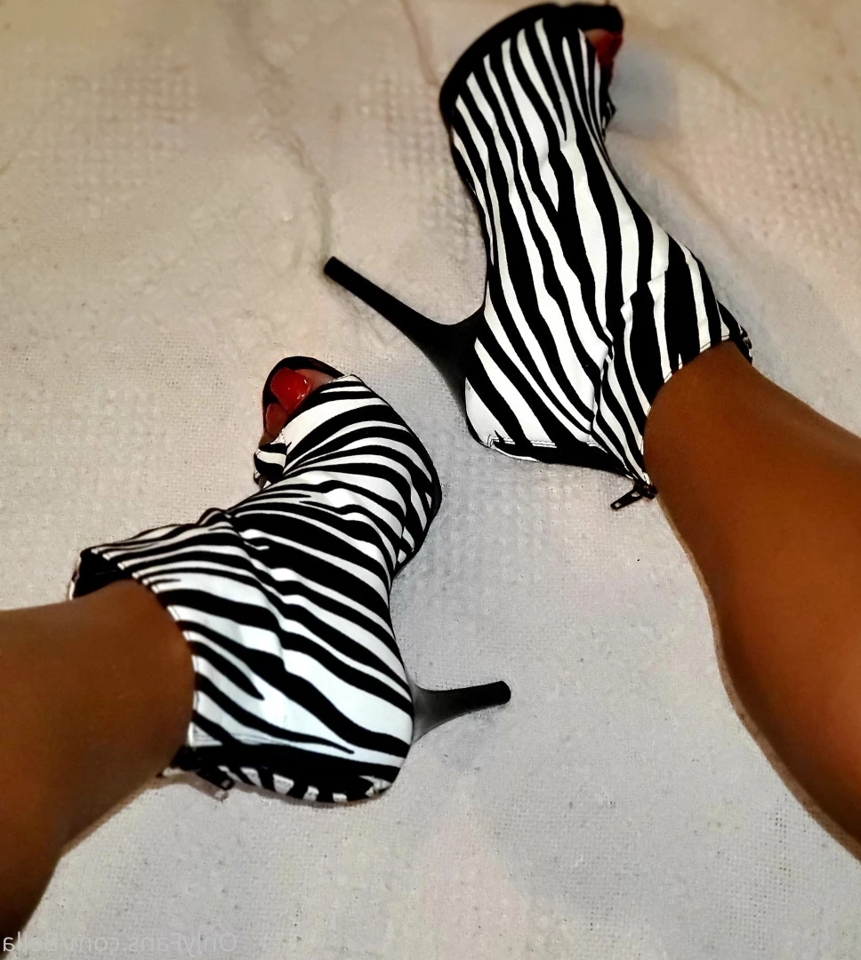 Bella [ arabellaseroticpoetry ] Onlyfans leaked photo 7718441 on Hotleaks.tv