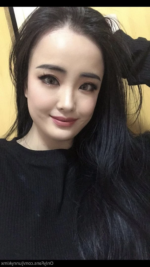 [ junnykimx ] Onlyfans leaked photo 4634462 on Hotleaks.tv