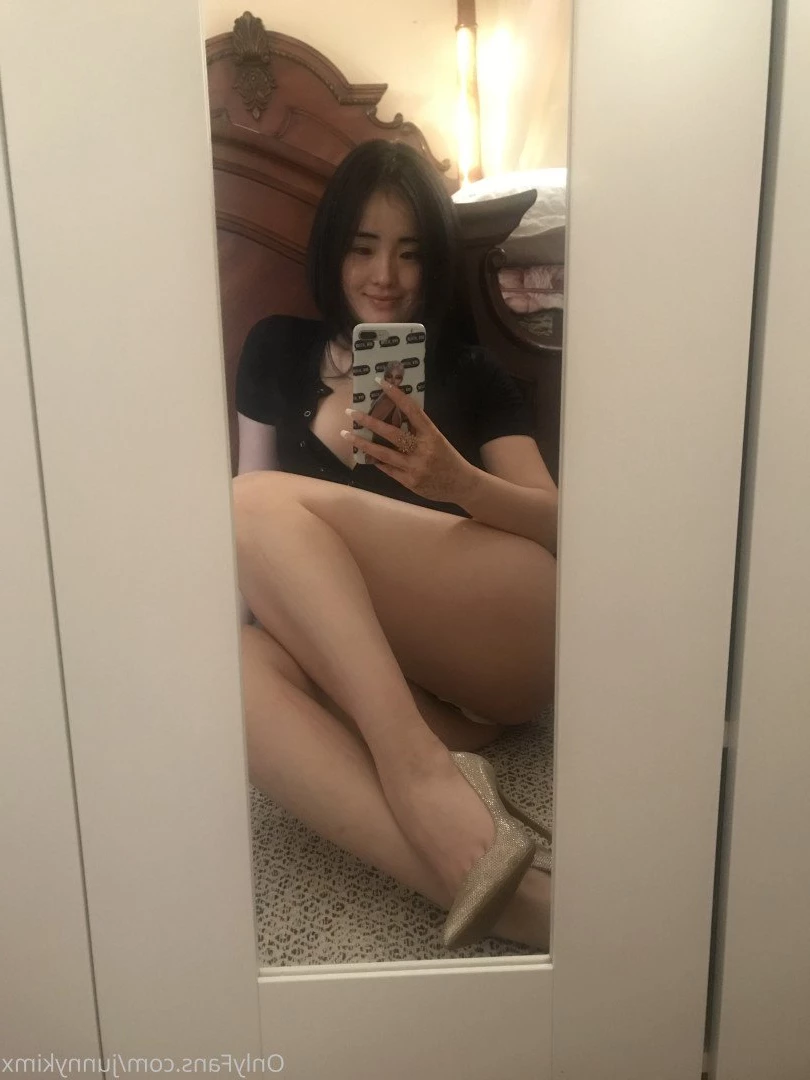  [ junnykimx ] Onlyfans leaked photo 4637615 on Hotleaks.tv