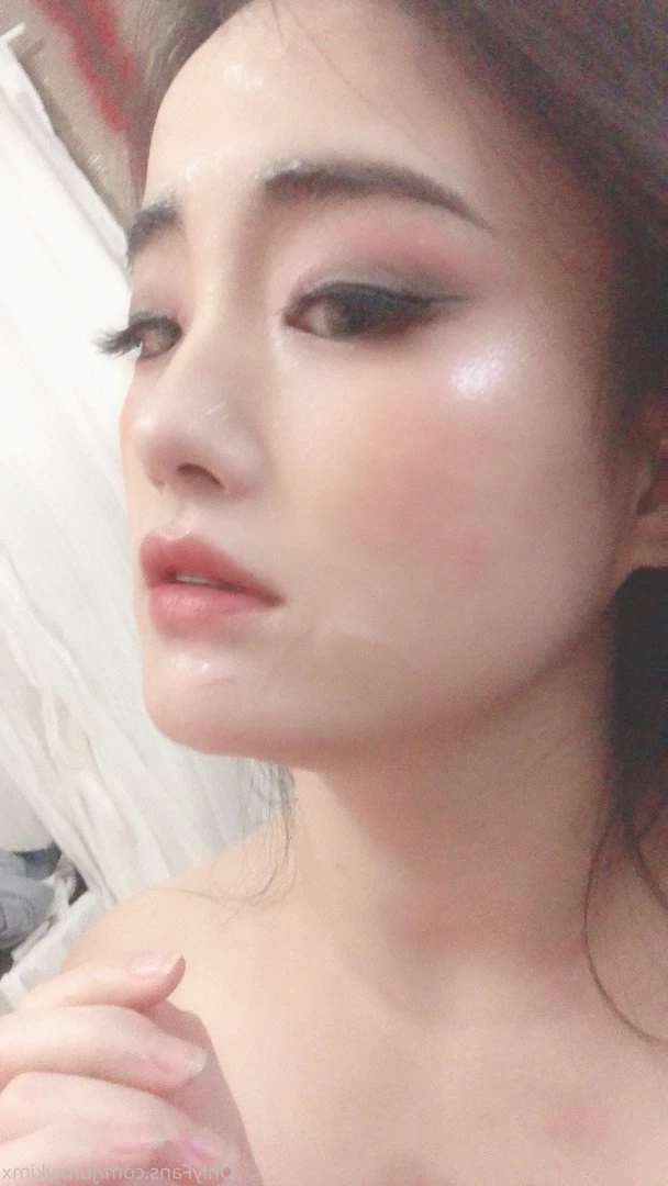  [ junnykimx ] Onlyfans leaked photo 4638414 on Hotleaks.tv