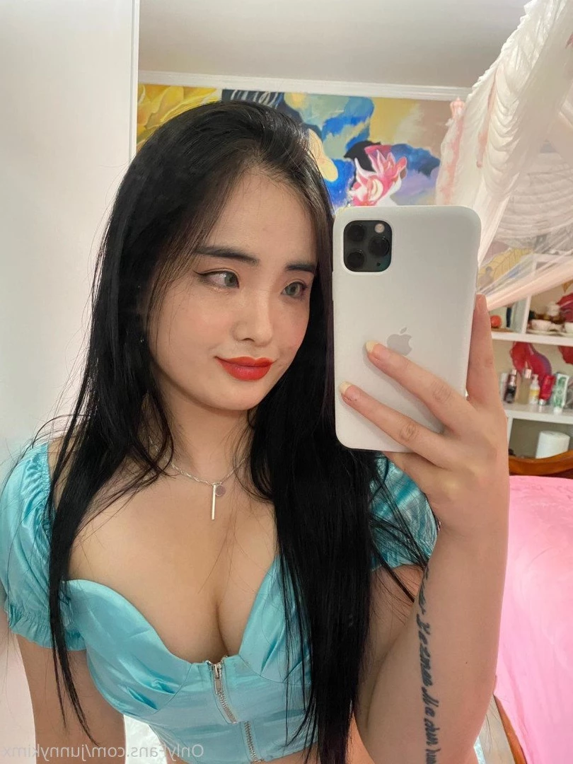  [ junnykimx ] Onlyfans leaked photo 4640489 on Hotleaks.tv