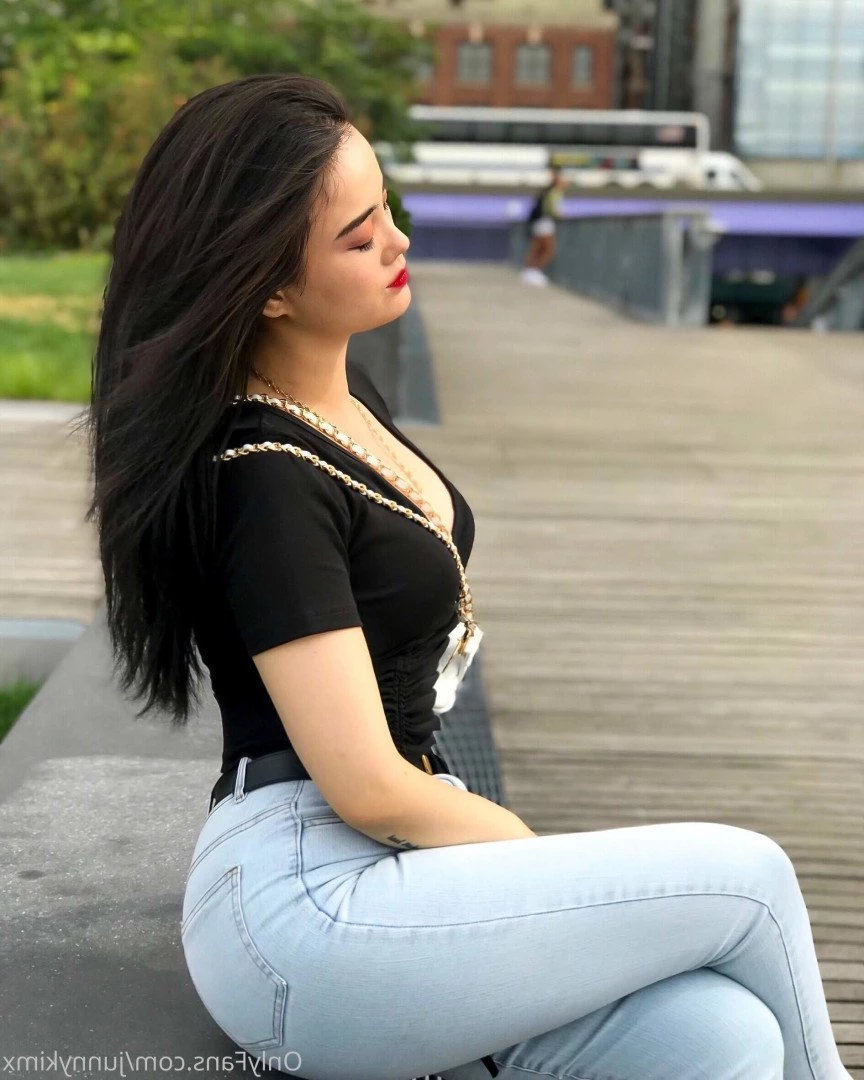  [ junnykimx ] Onlyfans leaked photo 4640519 on Hotleaks.tv