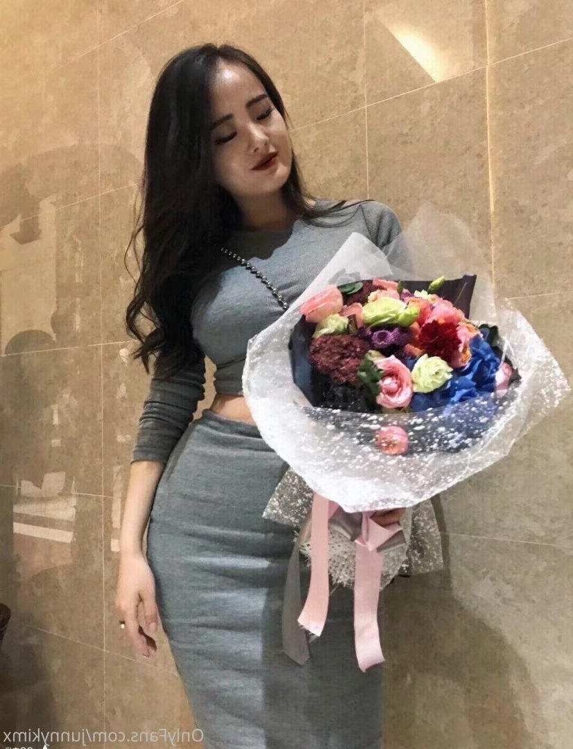  [ junnykimx ] Onlyfans leaked photo 4644491 on Hotleaks.tv