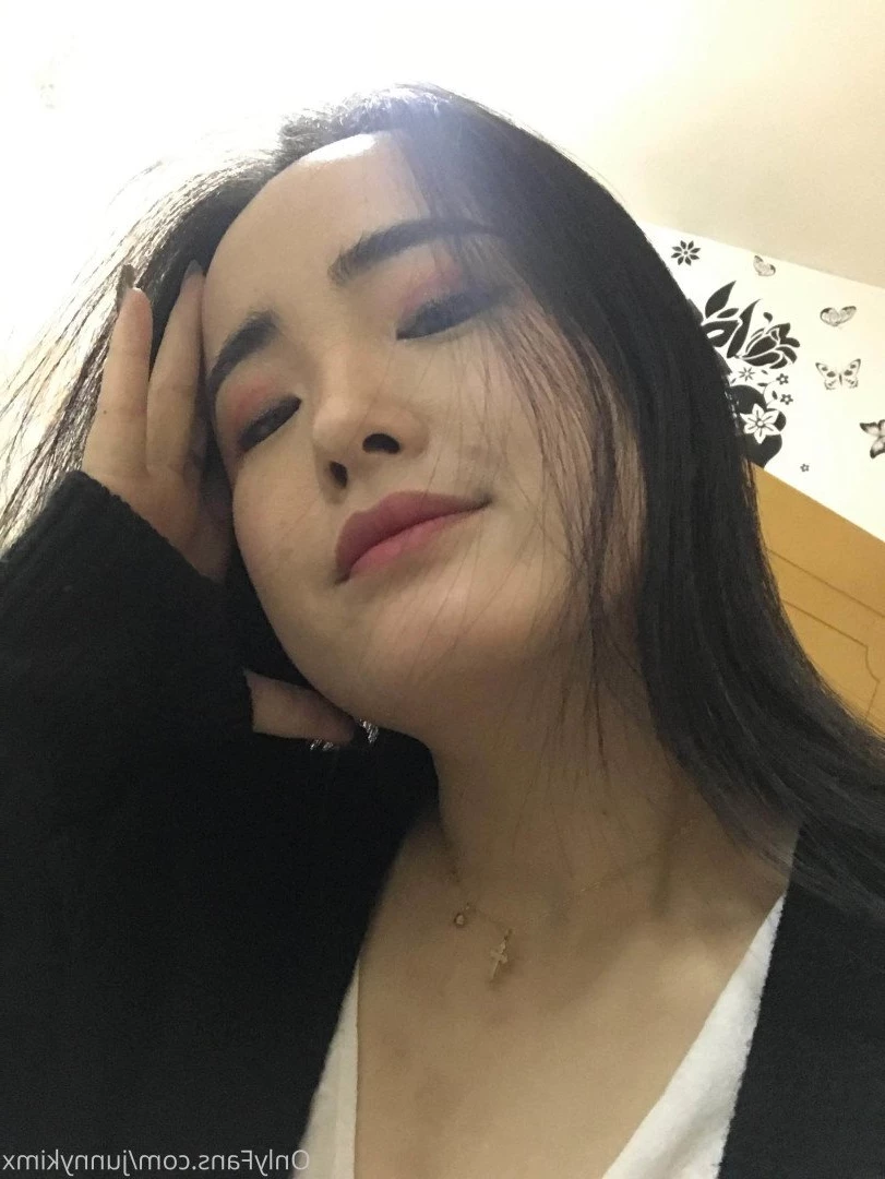  [ junnykimx ] Onlyfans leaked photo 4645090 on Hotleaks.tv