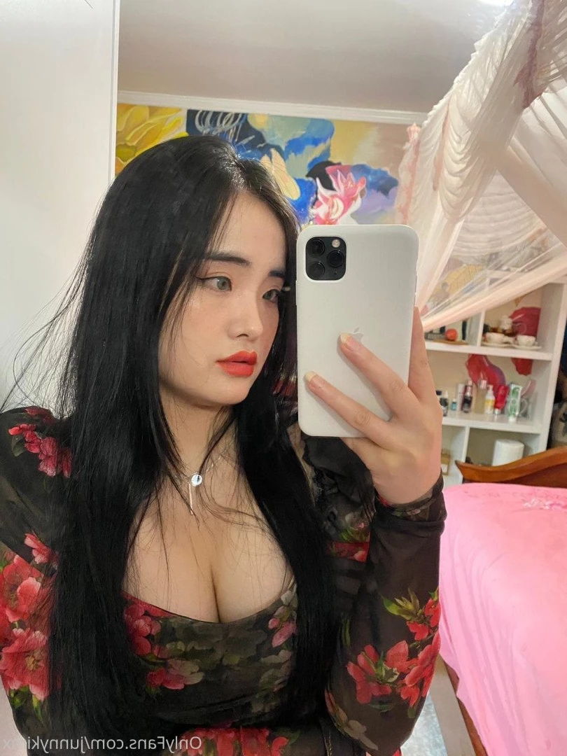  [ junnykimx ] Onlyfans leaked photo 4646178 on Hotleaks.tv