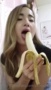  [ junnykimx ] Onlyfans leaked video 4681574 on Hotleaks.tv