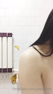  [ junnykimx ] Onlyfans leaked video 4681739 on Hotleaks.tv