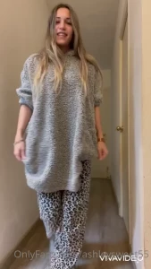 Ashley 💥 100% PORN 💦 [ ashleysweet55 ] Onlyfans leaked video 8594333 on Hotleaks.tv